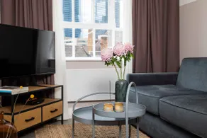 Spitalfields located 1Bedroom Apart with kitchen - Image 3