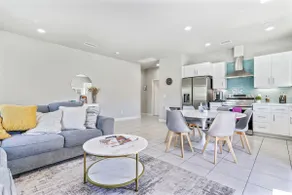 Modern Retreat in the Heart of the desert - Image 4
