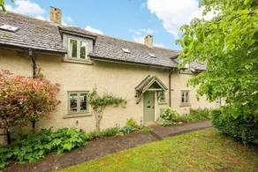 Holiday cottage inc spa access in Somerford Keynes - Image 5