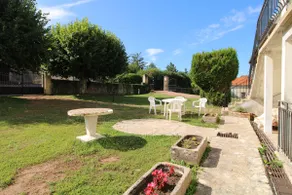 Pleasant country house for 12 travelers - Image 4