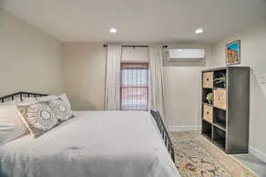 Lovely 1BR condo in quiet neighborhood - Image 3