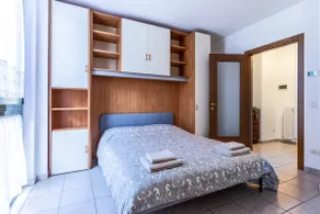 Jesi 1 flowers · Casa dei fiori studio apartment - Image 3