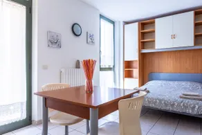 Jesi 1 flowers · Casa dei fiori studio apartment - Image 4