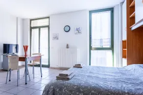 Jesi 1 flowers · Casa dei fiori studio apartment - Image 2