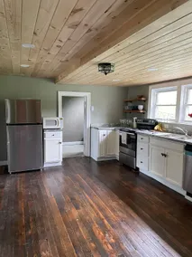 Spacious, fully renovated house, 12 miles from VT - Image 2