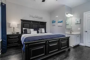 Walk in level condo located in stonebridge - Image 4