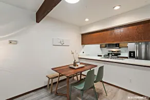 Cozy Northern Den : Central 2 BR Home / Near UMED - Image 4