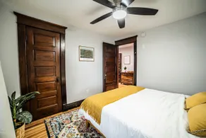 Charming 2BR Apartment• 15 Mins to Niagara Falls - Image 4