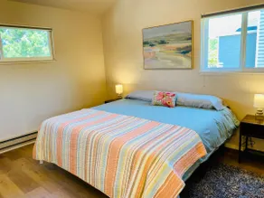 Large Palo Alto Home, Pool, 5 beds/3 baths, Spacious, Amazing backyard/deck - Image 3