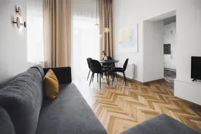Old Town Modern Apartament - balcony & courtyard view - Image 2