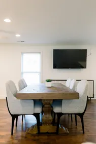 Loft on Cookeville square - Image 2
