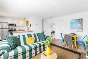 Vibrant 2BR Getaway - Côte d’Azur Near Riverwalk - Image 2