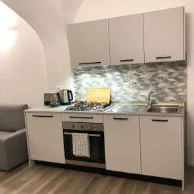 Ludovicolo (Apartment and garage) - Image 5