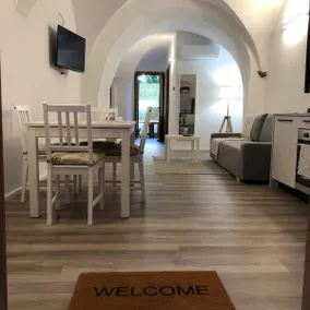 Ludovicolo (Apartment and garage) - Image 3