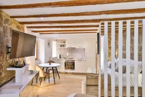 Old Town Pearl Apartment - Image 2