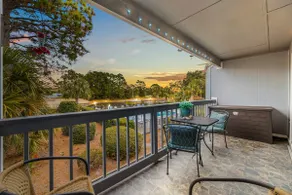 Quiet Condo, Pool, Free parking & Free Laundry! - Image 2