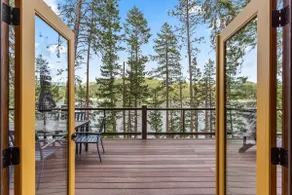 Cheerful Waterfront Cabin on Lake Pend Oreille - Image 2