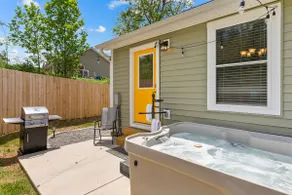 New Mountain Cottage w/Hot Tub, Firepit, Fireplace - Image 5