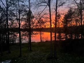 Lakefront-Updated kitchen- king bed, best sunsets - Image 4