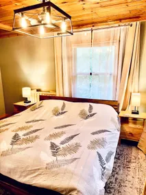 Lakefront-Updated kitchen- king bed, best sunsets - Image 3