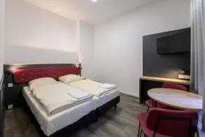 Apartment with kitchen in the center of Cologne - Image 5