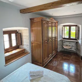 Independent Ground-Floor Rural House - Image 3