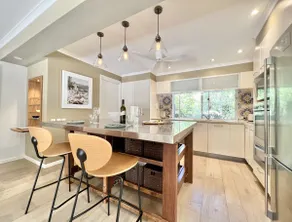 SUNSHINE BEACH OASIS, PRIVATE POOL, PET FRIENDLY - Image 3