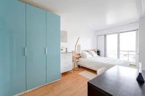 2-Room Apt, 60m² + Balcony in Clichy/Paris - Image 4