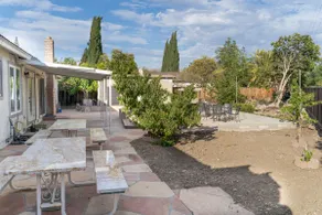 Spacious Home & Yard, Great for big groups & companies - Image 4