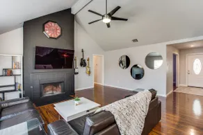 Modern 3BR Home near DFW Airport & Lake w/ Hot Tub - Image 2