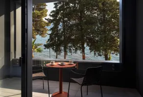 La Vista Apartment with Balcony and Sea View - Image 3