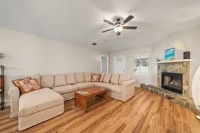 The Pablo Bay Hideaway - Image 3