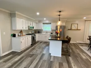 Newly Remodeled 3-Bedroom Pet Friendly Home - Image 4