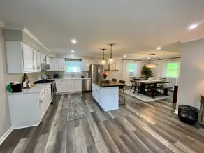 Newly Remodeled 3-Bedroom Pet Friendly Home - Image 3