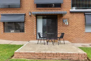 Cosy private self contained unit - Image 3