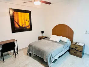 Accommodation with an excellent location - Image 2