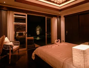 Sunset Palms Luxury Beachside Pool Villa 4BR - Image 4
