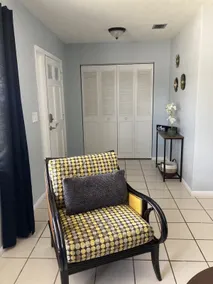 Private cozy retreat w/ patio near Weeki Wachee - Image 3
