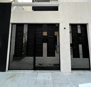 House with living room + 3 bedrooms - Image 3