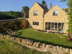 Stylish 3 bed Cotswold cottage with stunning views - Image 4
