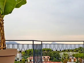 Apartment for 4 with a WOW view of Mount Vesuvius - Image 4