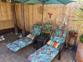 805 Oasis ~ Studio suite w/ private pool & hot tub - Image 3