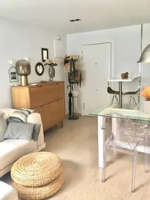 A charming attic apartment in the heart of the port - Image 4