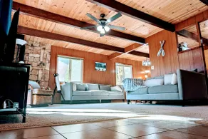 Family Escape: 4BR - Hiking, Lakes, Adventure - Image 3