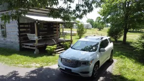 Authentic 1812 2-bedroom log cabin in the country - Image 2