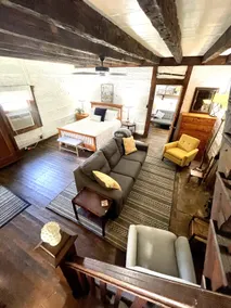 Authentic 1812 2-bedroom log cabin in the country - Image 4