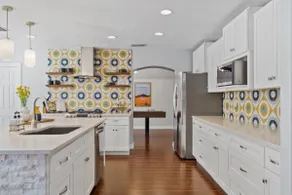 Mid Mod Retreat-5 bedrooms/Pool/Hot tub/Game Room - Image 2
