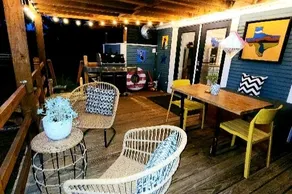 Remodeled Modern Farmhouse on acreage near ALL area attractions🌳 - Image 4