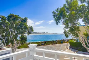 Coastal Jetty Getaway! AC, Bikes and more! - Image 2