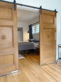 Charming Sun-Filled Suite with Loads of Character! - Image 3